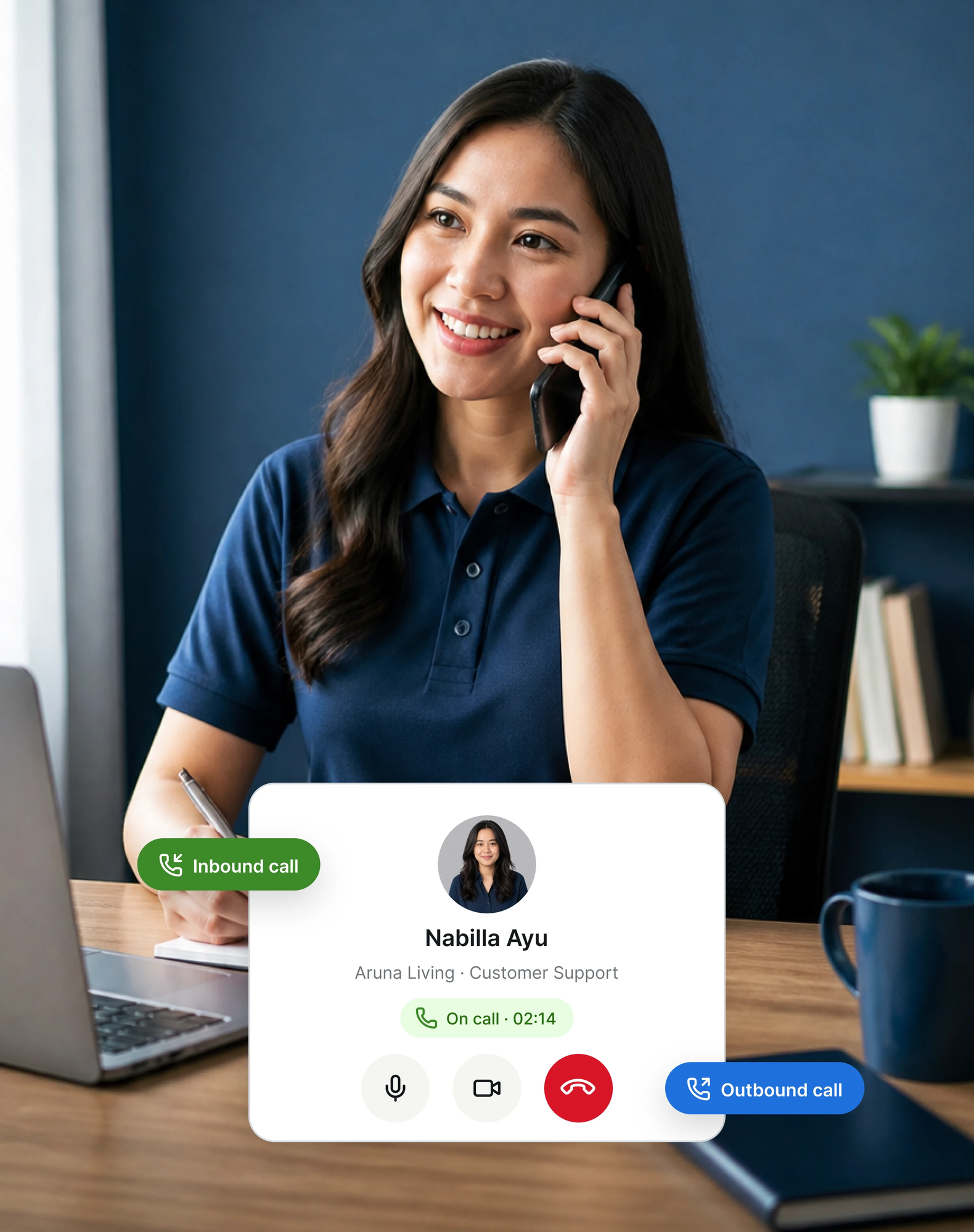 Customer support agent answering a WhatsApp call